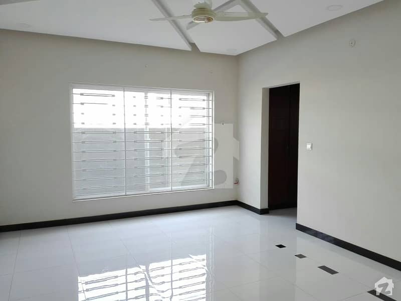 Ideally Located Lower Portion Of 14 Marla Is Available For Rent In D-12