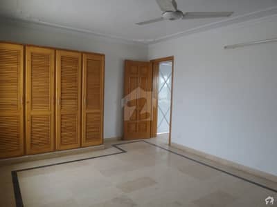 7 Marla Lower Portion Is Available For Rent In GT Road