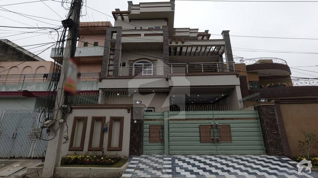 گرین کیپ ہاؤسنگ سکیم لاہور میں 5 کمروں کا 10 مرلہ مکان 2.25 کروڑ میں برائے فروخت۔