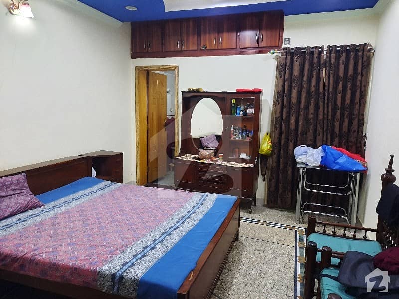 خیابانِ فیصل راولپنڈی میں 2 کمروں کا 6 مرلہ مکان 90 لاکھ میں برائے فروخت۔