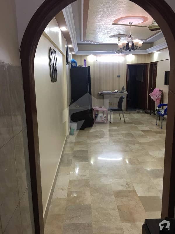 1300  Square Feet Flat In Jamshed Road For Sale