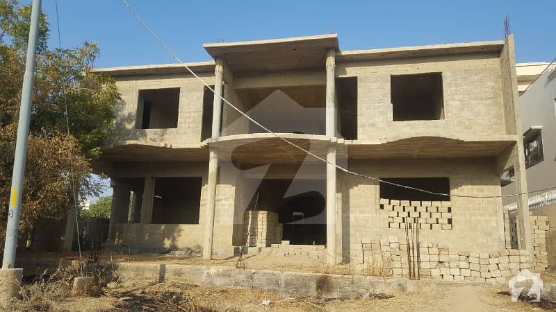 گلشنِ معمار - سیکٹر ڈبلیو گلشنِ معمار گداپ ٹاؤن کراچی میں 10 کمروں کا 1.2 کنال مکان 4.25 کروڑ میں برائے فروخت۔