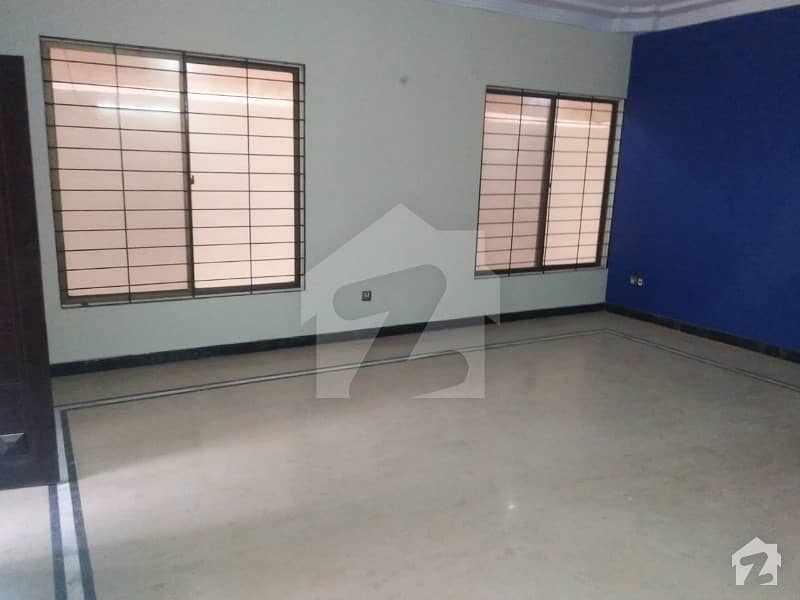 Portion For Rent 3bed Drawing And Lounge Vip Block 15