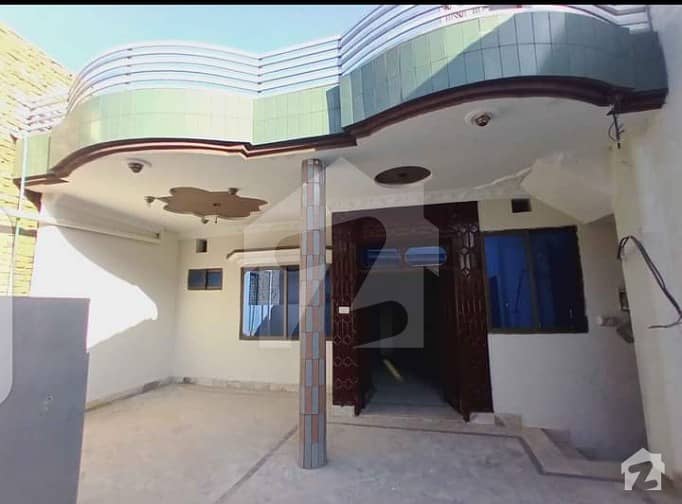 In Warsak Road Upper Portion Sized 540  Square Feet For Rent