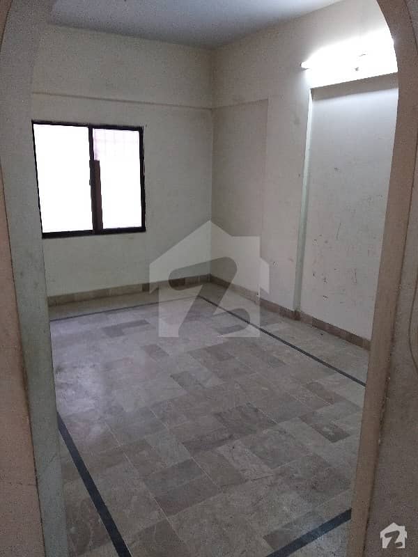 Nazimabad 5 No 5c Flat For Sale