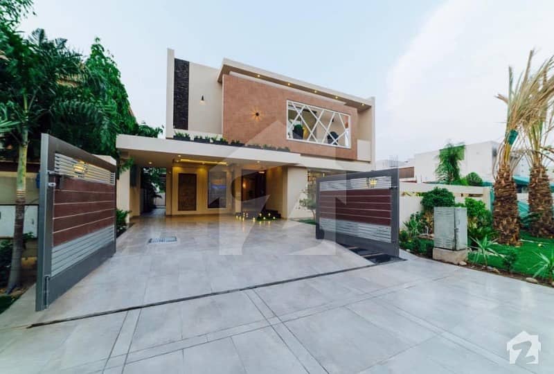 Leads Presenting 1 Kanal Elegant Design Luxury Bungalow For Sale In D H A Phase 6 DHA Phase 6 DHA Defence Lahore Punjab
