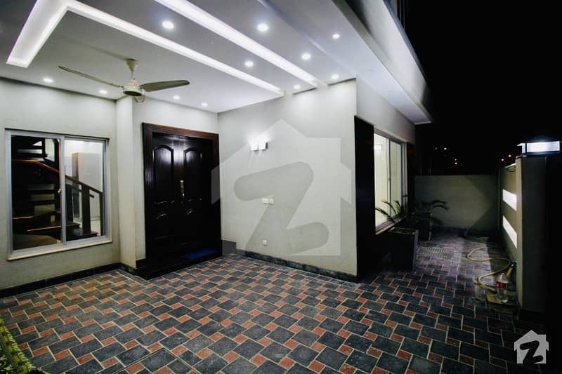ڈی ایچ اے فیز 6 ڈیفنس (ڈی ایچ اے) لاہور میں 3 کمروں کا 7 مرلہ مکان 95 ہزار میں کرایہ پر دستیاب ہے۔