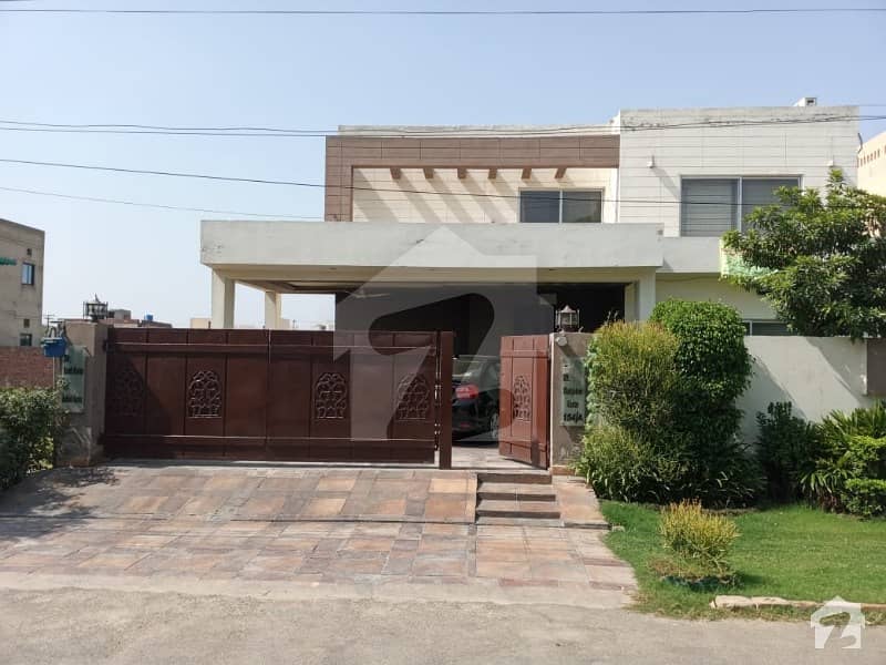 2 Bed Upper Portion For Rent In State Life Society Lahore