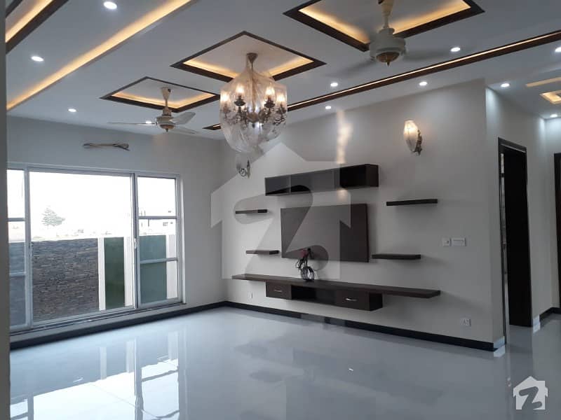 10 Marla House  Available For Rent In Dha Phase 5