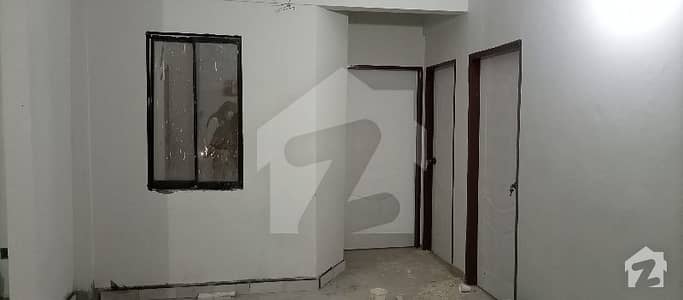 1250  Square Feet Flat In Gulshan-E-Iqbal Town Is Available