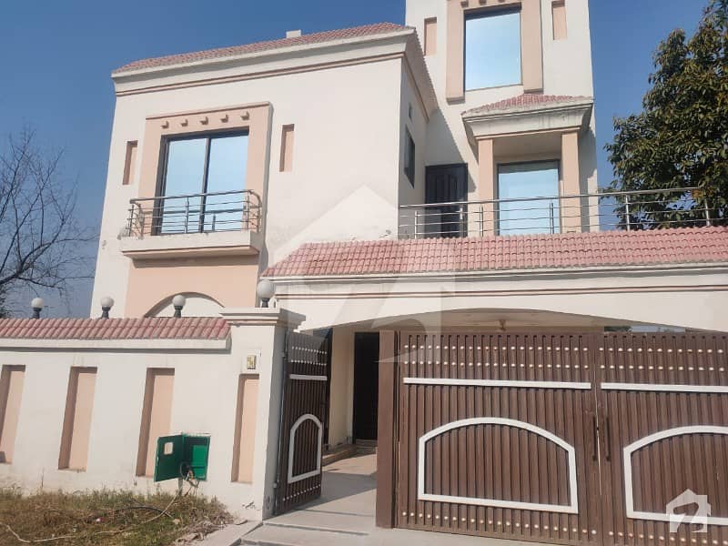 10 Marla House Avaialable In Tipu Sultan Block Sector F Bahria Town Lahore