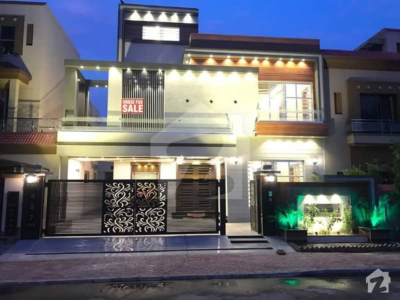 10 Marla Luxury House For Sale Nearby Masjid