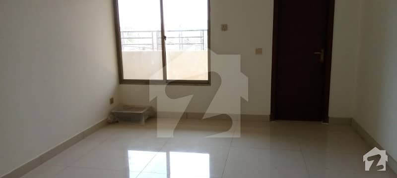 5 Rooms Luxury Apartment For Sale