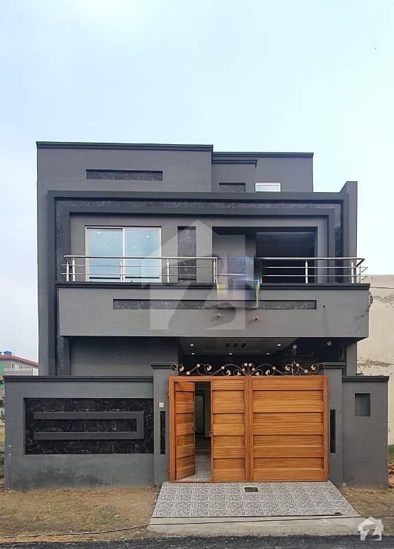 Bismillah Housing Scheme 5 Marla Beautifully Designed House For Sale