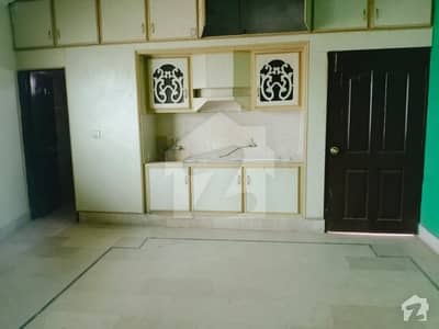 Centrally Located Flat In Chungi No 7 Is Available For Rent