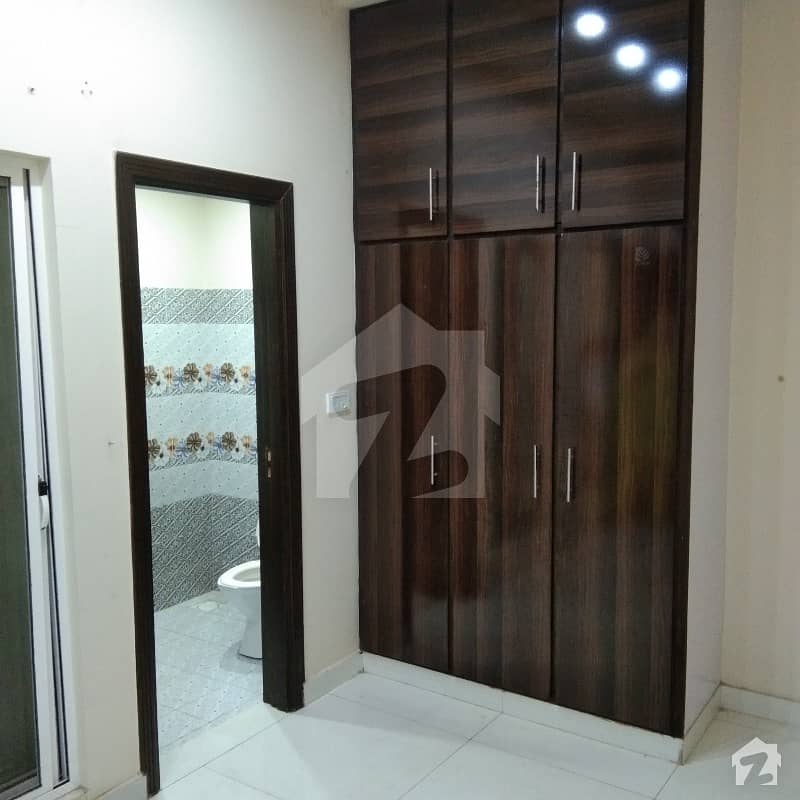 ماڈل سٹی ون کینال روڈ فیصل آباد میں 3 کمروں کا 3 مرلہ مکان 66 لاکھ میں برائے فروخت۔