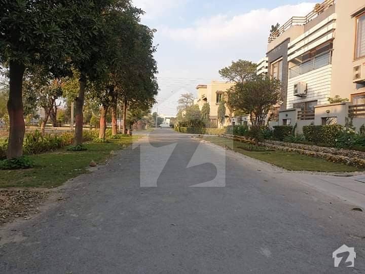 One Kanal Plot For Sale Ideal Location Near Market Park Masjid Banks School