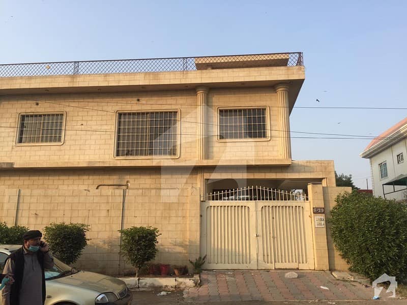 ڈی ایچ اے فیز 2 ڈی ایچ اے کراچی میں 6 کمروں کا 16 مرلہ مکان 6.1 کروڑ میں برائے فروخت۔