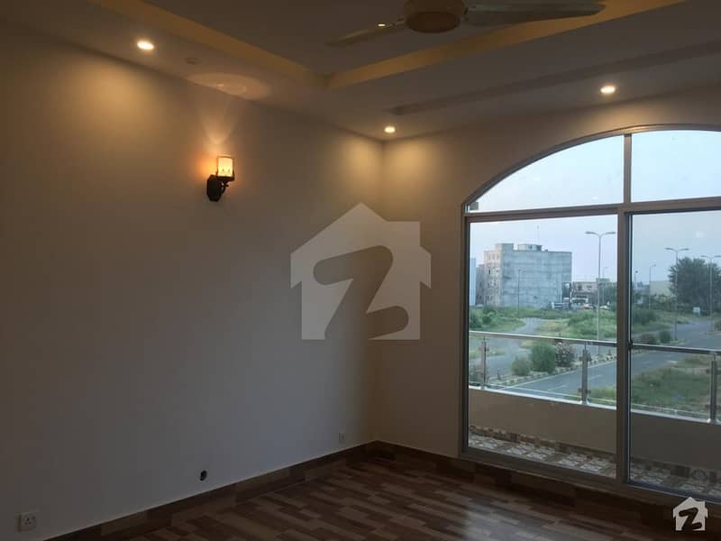 1 Kanal Spacious House Available In DHA Defence For Sale