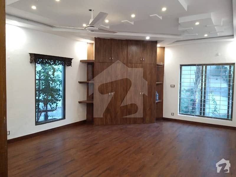 Fully Renovated Proper 2 Units 33 Prime Location Of Rahat