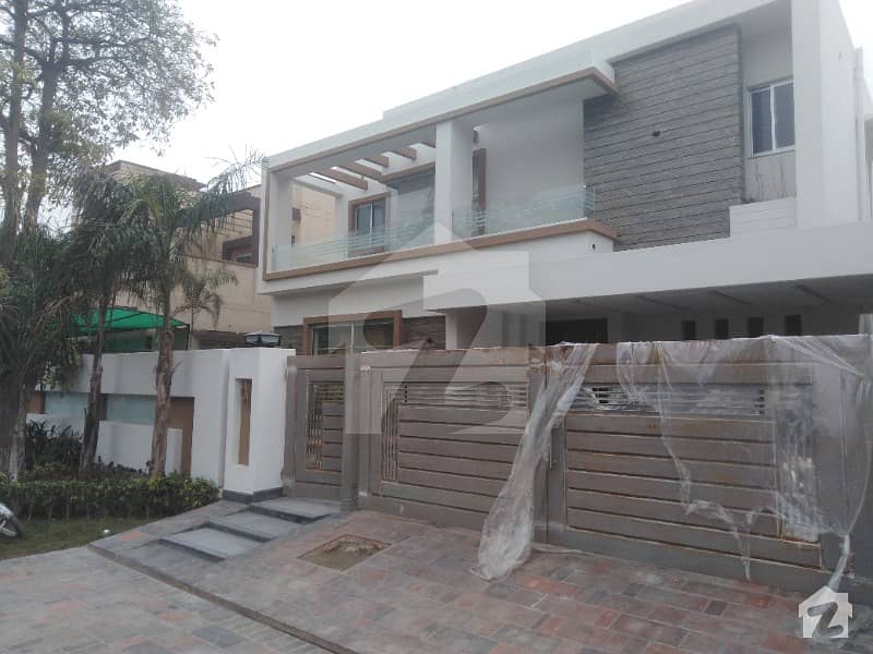 1 Kanal Full Furnished and Brand new House for sale in Statelife society Lahore