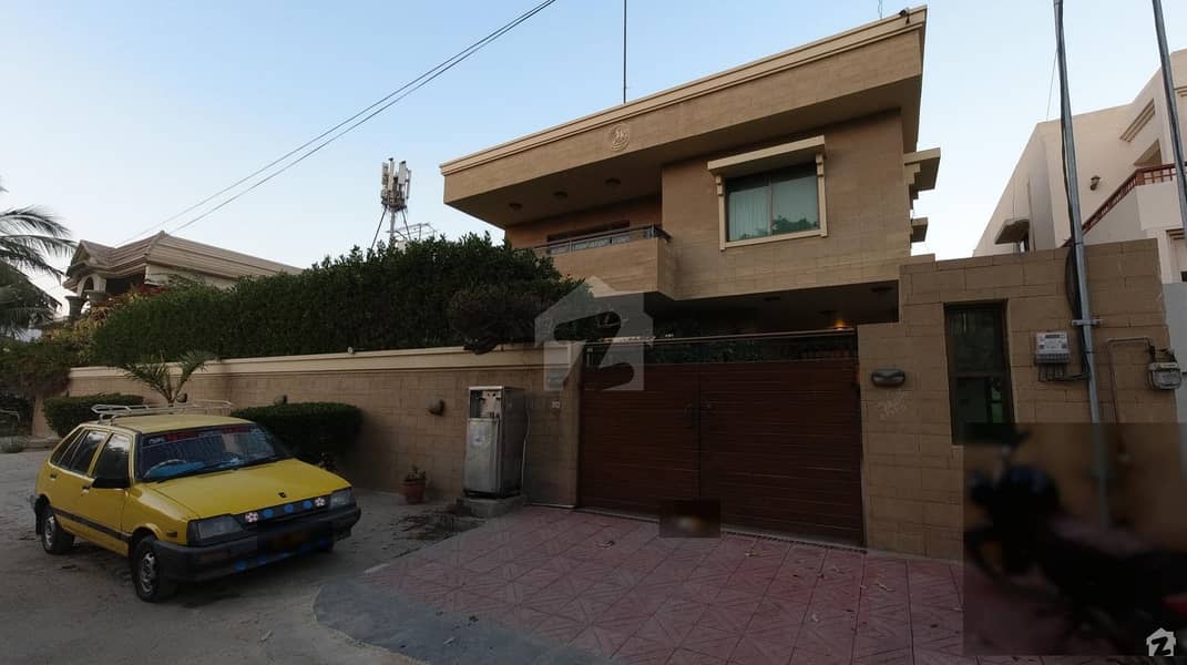 1000 Square Yards House In DHA Defence For Rent