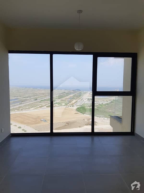 Panoramic View 3 Bed Apartment For Rent In Emaar Crescent Bay Karachi