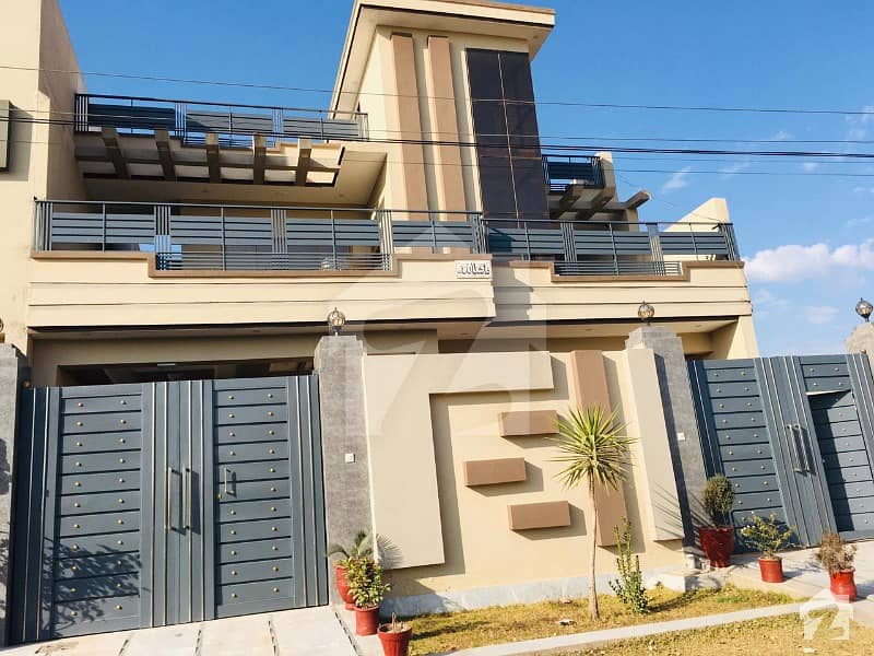 New 12 Marla House In Center Of Kanals Regi Model Towm Peshawar