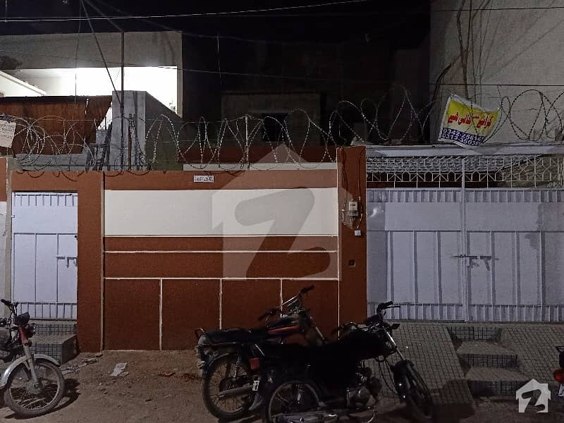 بفر زون - سیکٹر 16-A بفر زون نارتھ کراچی کراچی میں 3 کمروں کا 5 مرلہ مکان 26 ہزار میں کرایہ پر دستیاب ہے۔