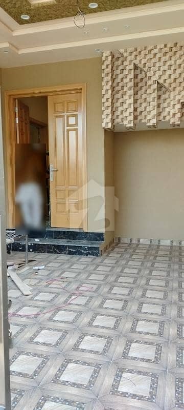 ماڈل سٹی ون کینال روڈ فیصل آباد میں 3 کمروں کا 5 مرلہ مکان 1.25 کروڑ میں برائے فروخت۔