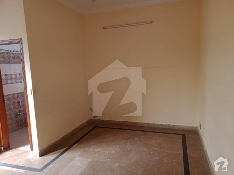 2 Bed Rooms Drawing Rooms Proper Kitchen Apartment For Rent