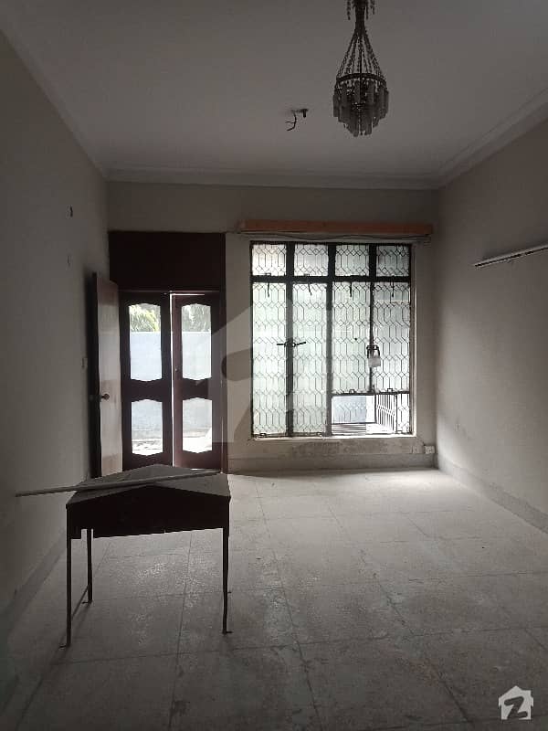 10 Marla Double Storey House For Rent In Allama Iqbal Town Raza Block Lahore