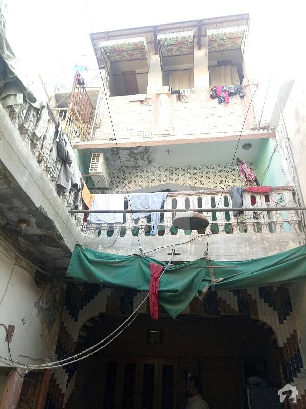 Good 675  Square Feet House For Sale In Hazoori Bagh Road