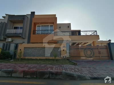 10 Marla Designer House For Sale In Sector E Phase 8