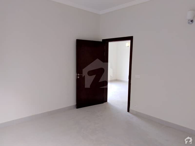 Villa Available For Sale In Bahria Town Karachi