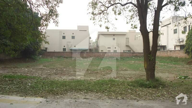 1 Kanal Plot For Sale In Sui Gas Society D Block 60 Feet Road