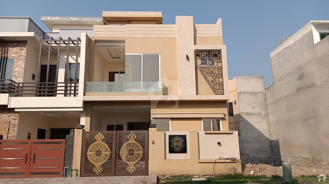 Multan Public School Road House Sized 5 Marla For Sale
