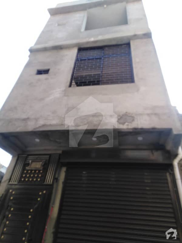 2 Marla Commercial House Ideally Situated In Chah Sultan