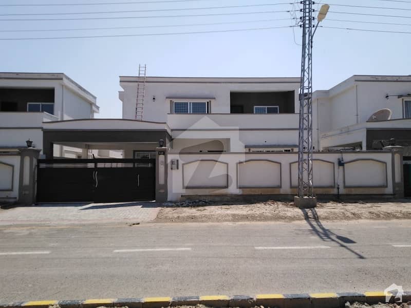 1 Kanal House In Gulberg For Rent