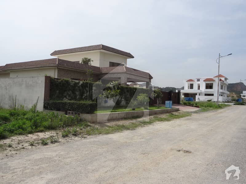 F Block 30x60 Plot For Sale In B17 Islamabad