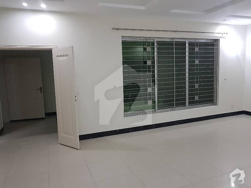 House Of 1 Kanal For Sale In NFC 1 House Of 1 Kanal For Sale In NFC 1