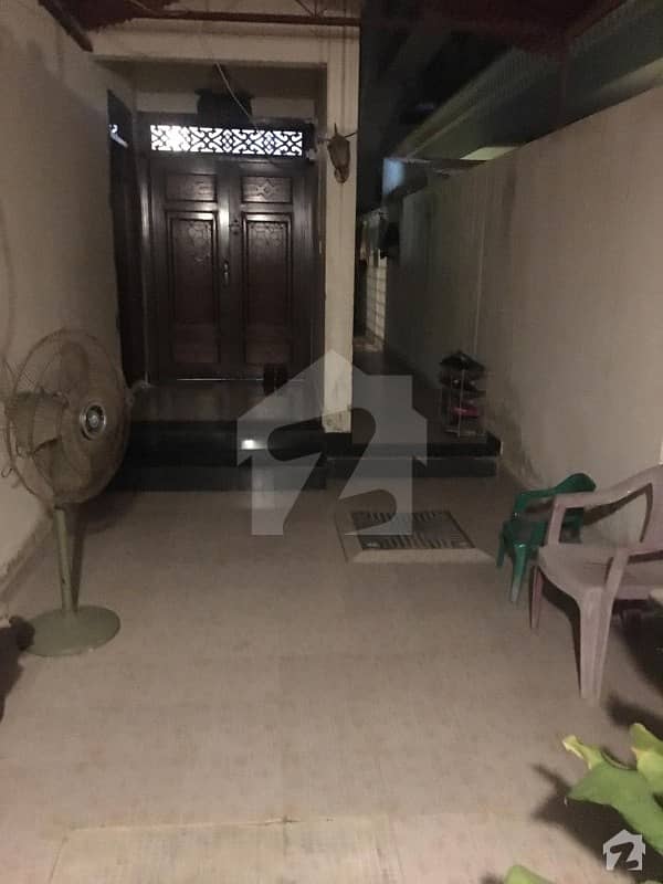 نارتھ ناظم آباد ۔ بلاک ڈی نارتھ ناظم آباد کراچی میں 3 کمروں کا 12 مرلہ زیریں پورشن 2.1 کروڑ میں برائے فروخت۔