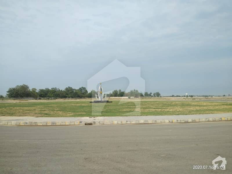 Saleem properties offers  01 kanal near park plot Block F phase 9 pism  for sale