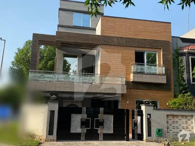 In Bahria Town House Sized 2250 Square Feet For Sale In Bahria Town House Sized 2250 Square Feet For Sale