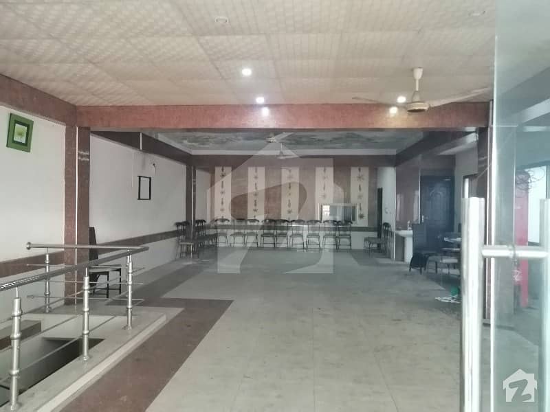 Ideally Located Warehouse For Rent In Samundari Road Available