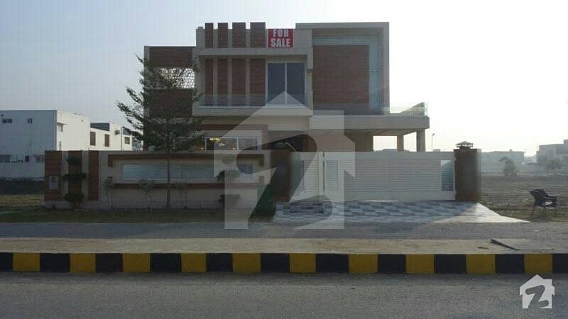 In Dha Defence 1 Kanal House For Sale