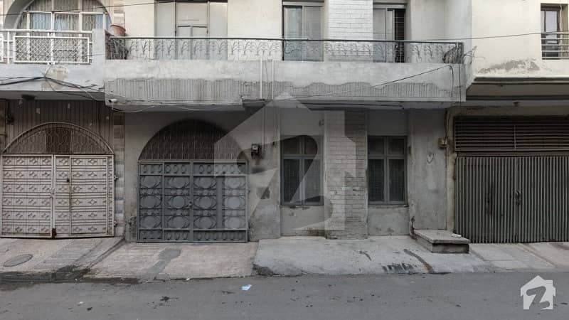 3.5 Marla House For Sale In Kshmir Block Of Allama Iqbla Town Lahore