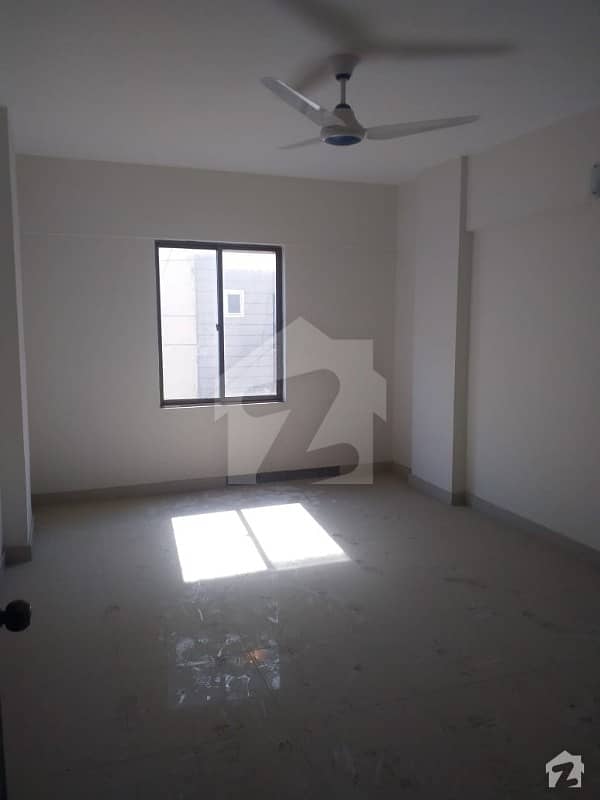Bukhari Commercial 3 Bed DD Apartment Available For Sale