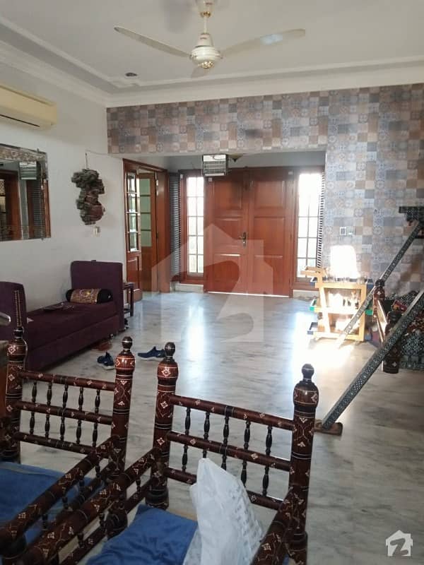 ڈی ایچ اے فیز 8 ڈی ایچ اے کراچی میں 5 کمروں کا 1 کنال مکان 12.35 کروڑ میں برائے فروخت۔