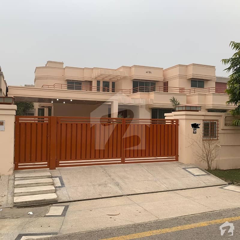 2 Kanal Old House Available For Rent In U Block Dha Phase 2 Lahore